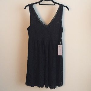 ✨NWT✨Jennifer Lopez Black Lace Mini Dress